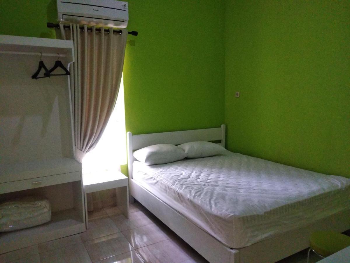 Omah Inap D24 Syariah Near Universitas Aisyiah Yogyakarta Mitra Reddoorz Слеман Экстерьер фото